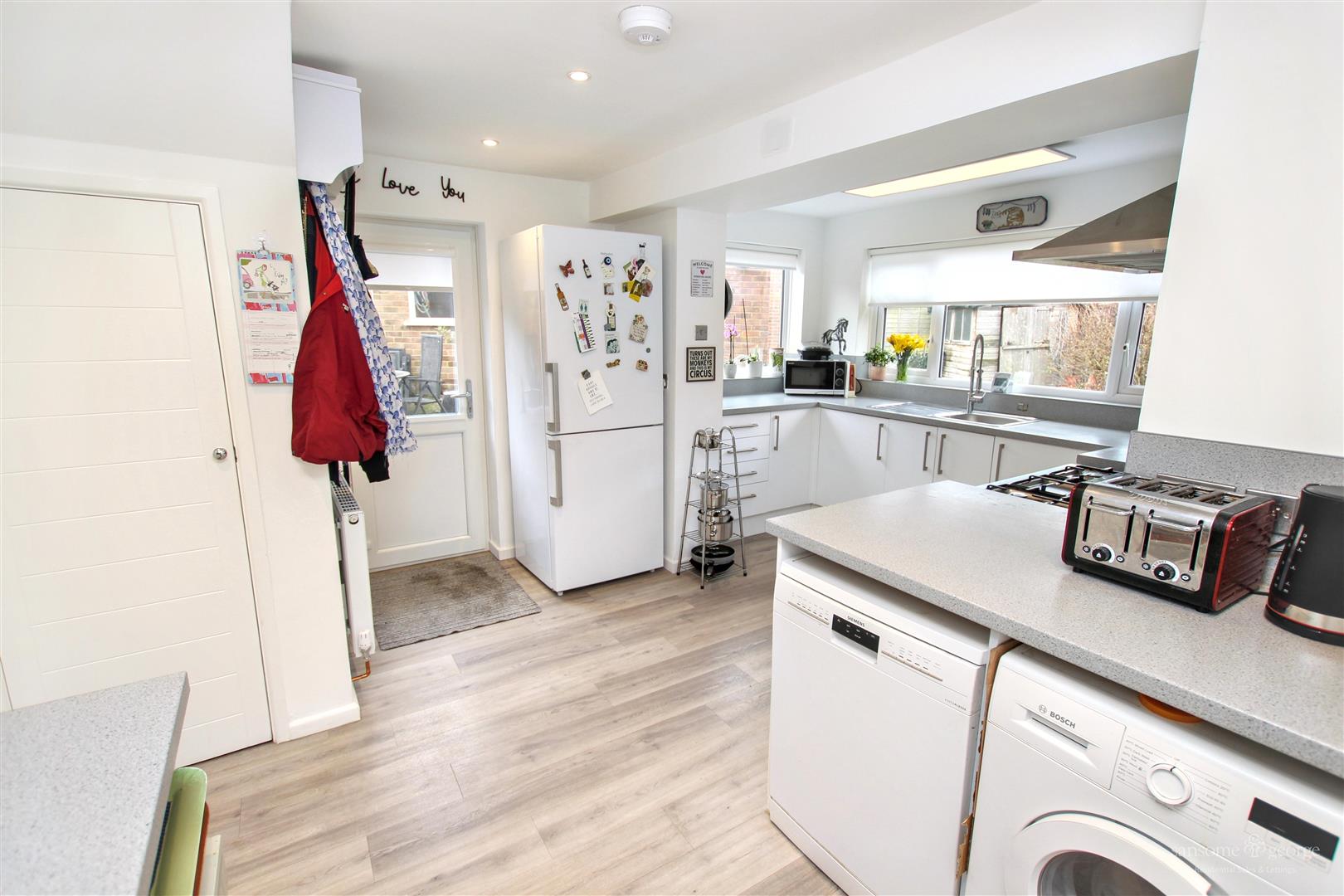 Foxcombe Drive, Tilehurst, Reading